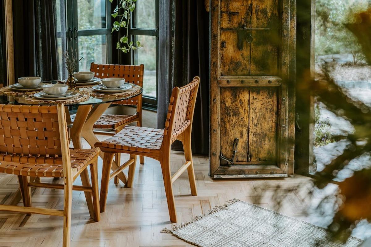 Villa The Temple - Country Farm Retreat Launching Place Esterno foto