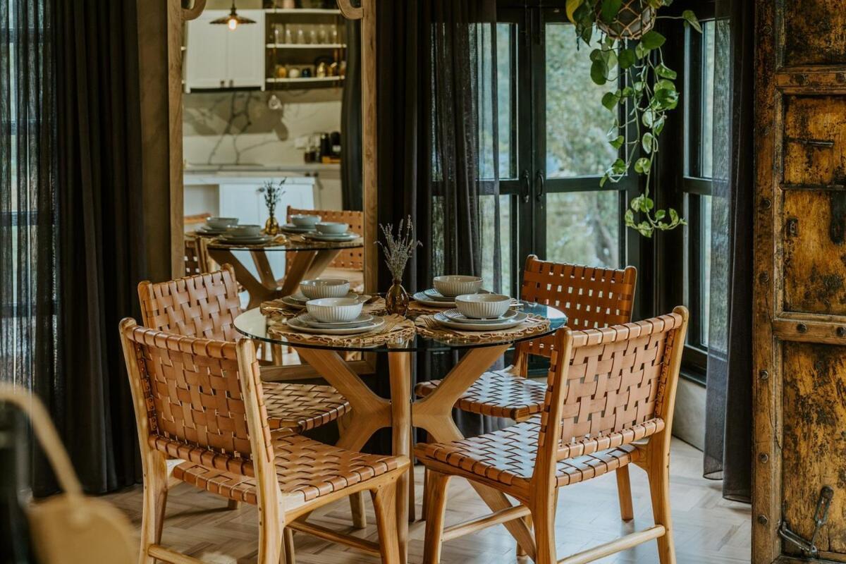 Villa The Temple - Country Farm Retreat Launching Place Esterno foto