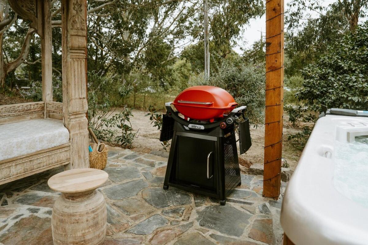 Villa The Temple - Country Farm Retreat Launching Place Esterno foto