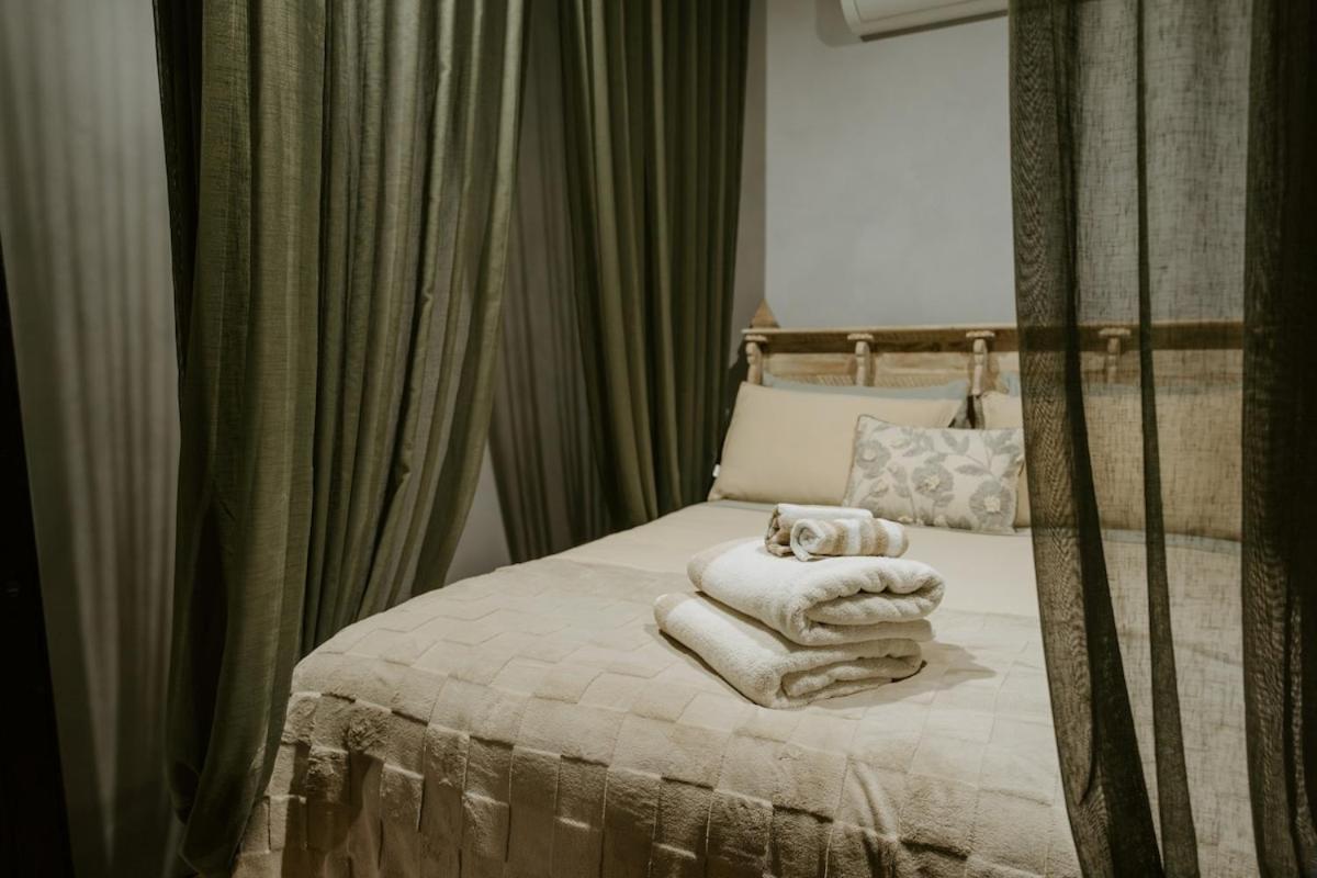 Villa The Temple - Country Farm Retreat Launching Place Esterno foto