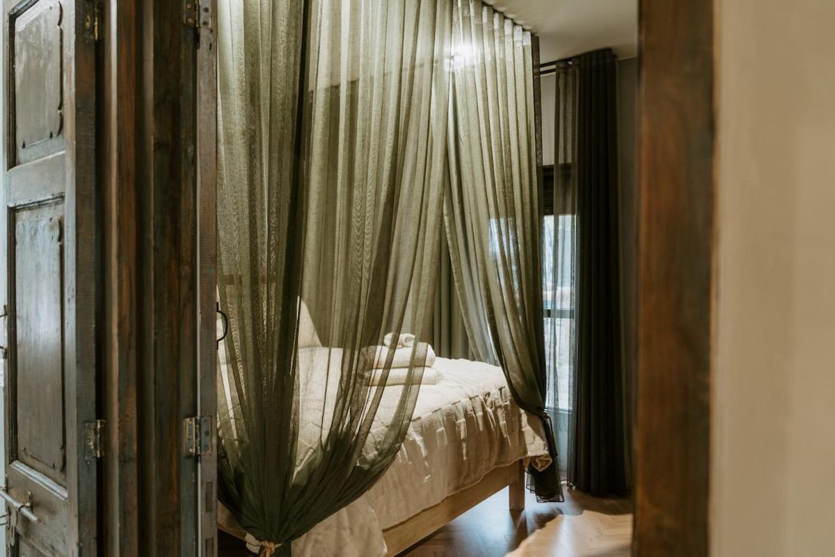 Villa The Temple - Country Farm Retreat Launching Place Esterno foto